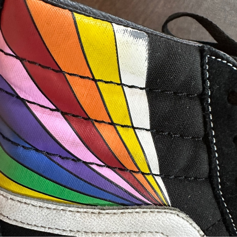 Vans Colorful High-Top Sneakers - Picture 16 of 16